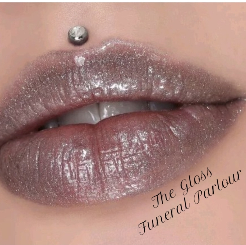 Jeffree Star The Gloss Funeral Parlour NIB - Picture 6 of 6